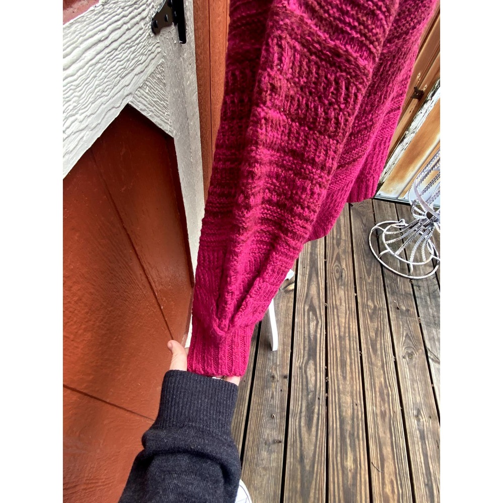 NWT Isabel Maternity Burgundy/Hot Pink Ombre Oversized Bulky Knit Sweater - Picture 5 of 6
